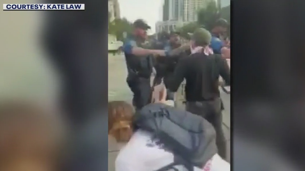 Abortion rallies in Texas get heated between protesters and police